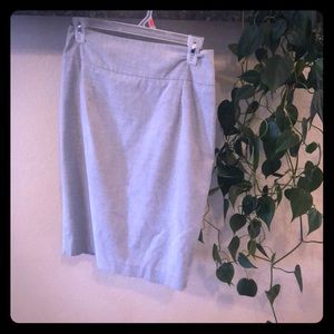 Good condition! Light heather gray pencil skirt.